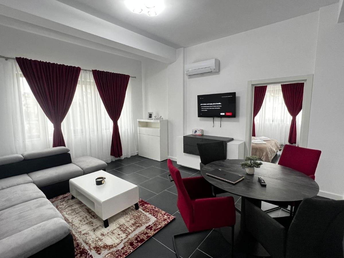 Marvellous Aparthotel With Master Apartments Suceava Eksteriør bilde